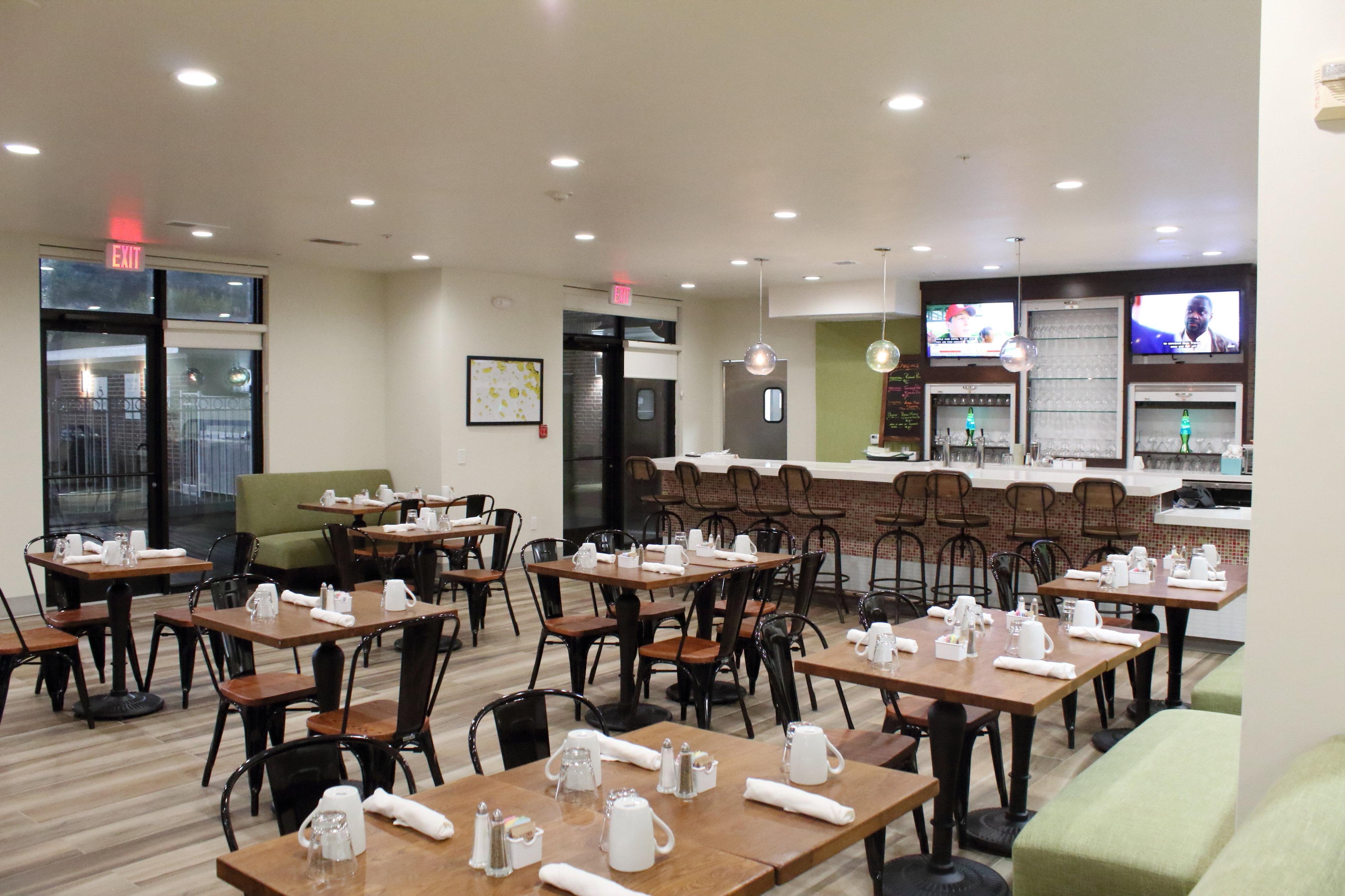 Holiday Inn And Suites Addison By Ihg Exterior foto