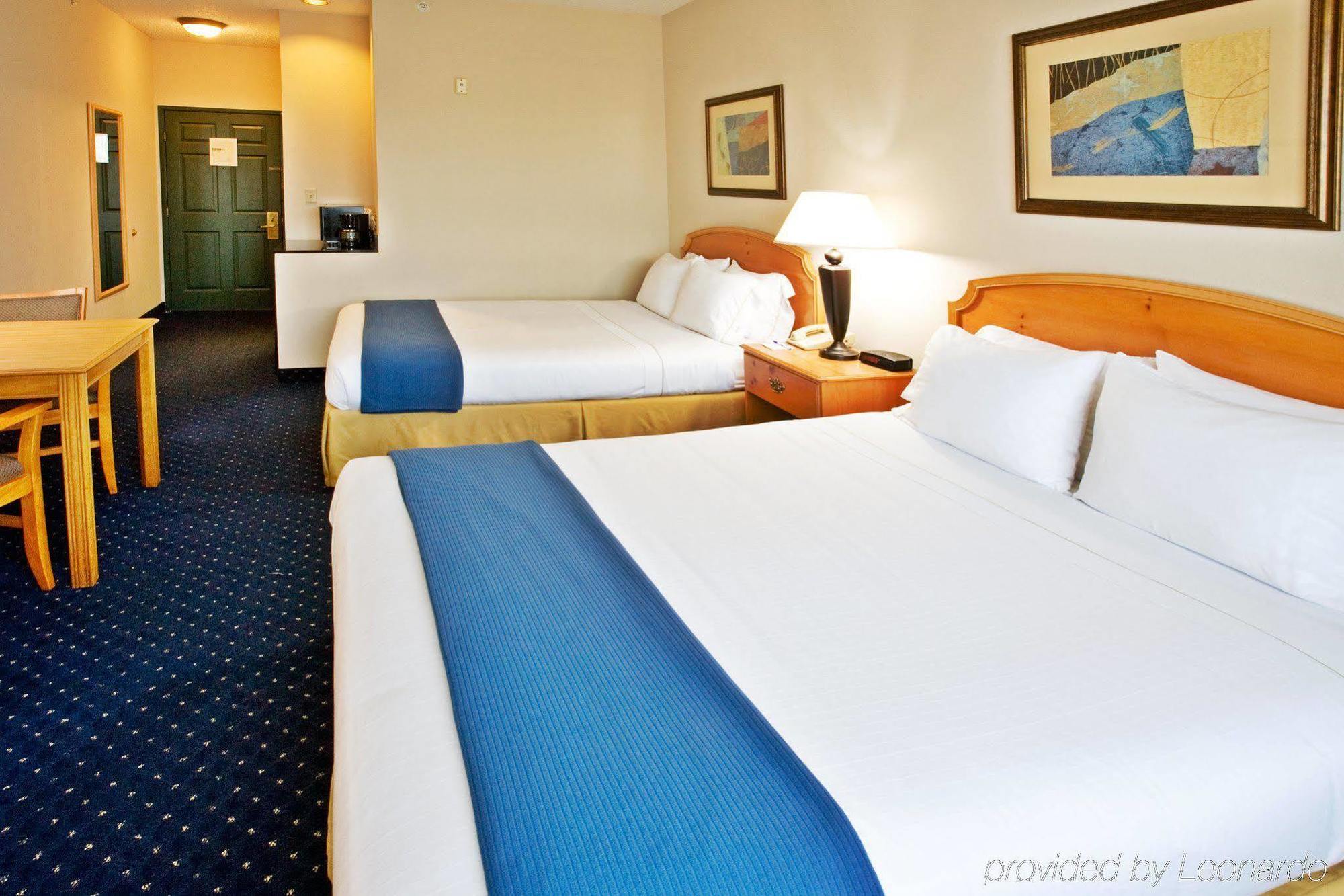 Holiday Inn And Suites Addison By Ihg Cameră foto